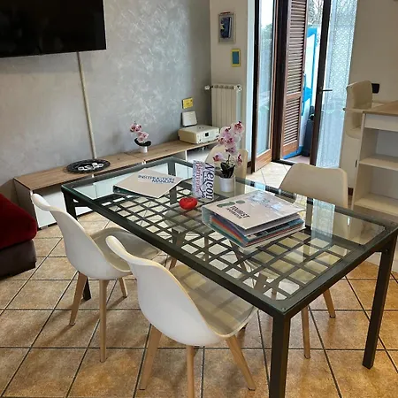 Apartamento Maggiore Beautiful House Sauna And Garden Oleggio Castello